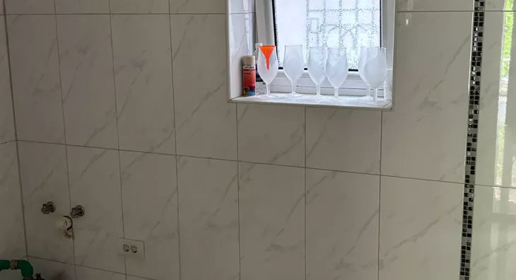 Poslovna zgrada | 4zida