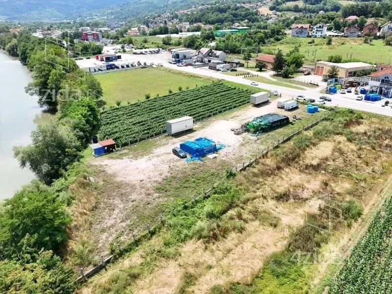 Plac | 4zida