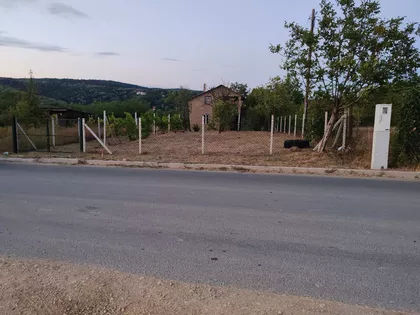Okolne lokacije | 4zida.rs