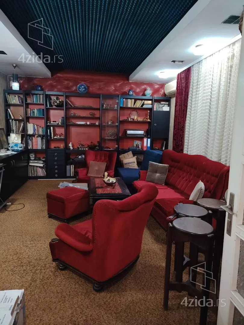 3-etažna kuća | 4zida