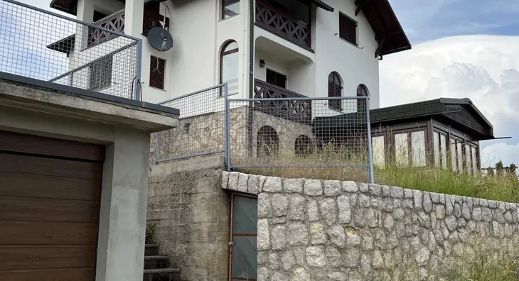 3-etažna kuća | 4zida