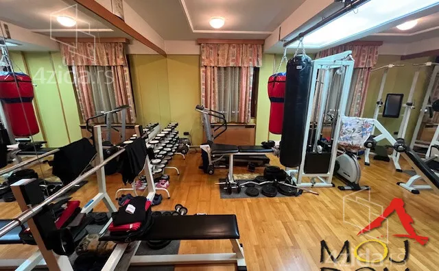 Petosoban stan | 4zida