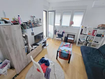 Cara Dušana | 4zida.rs