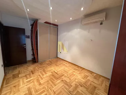 Banatić | 4zida.rs