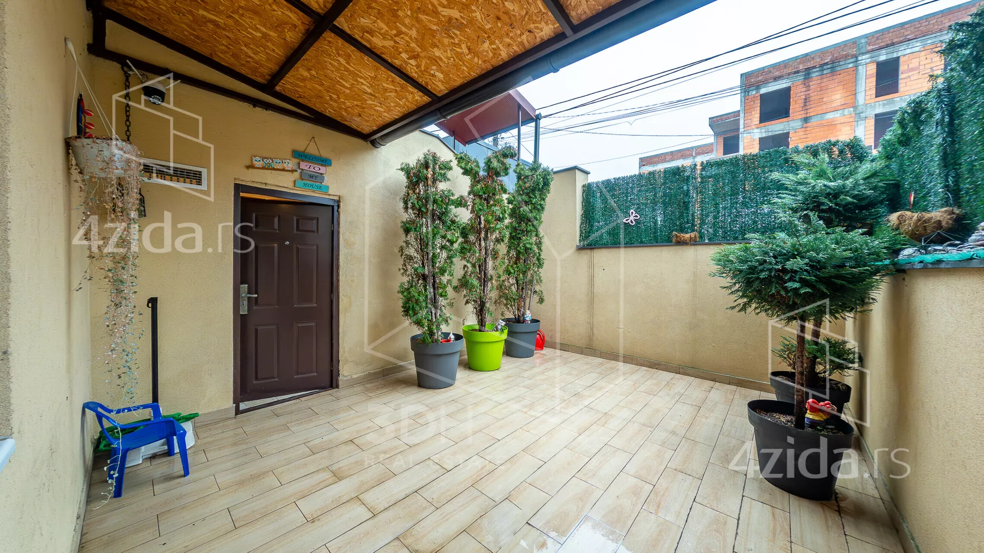 Jednoiposoban stan | 4zida