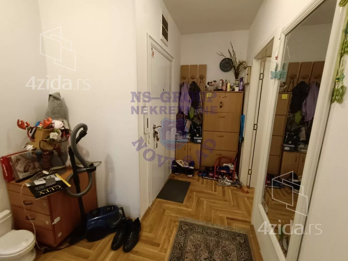 Dvoiposoban stan | 4zida