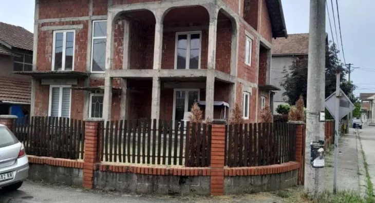 3-etažna kuća | 4zida