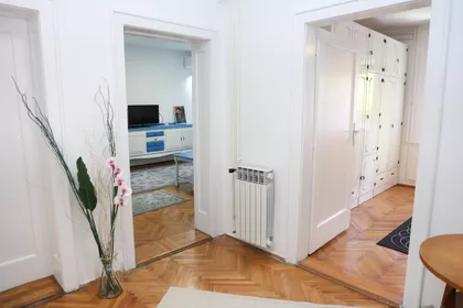 Milice Srpkinje | 4zida.rs