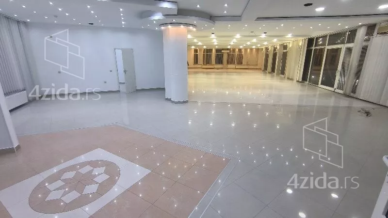 Poslovni prostor | 4zida