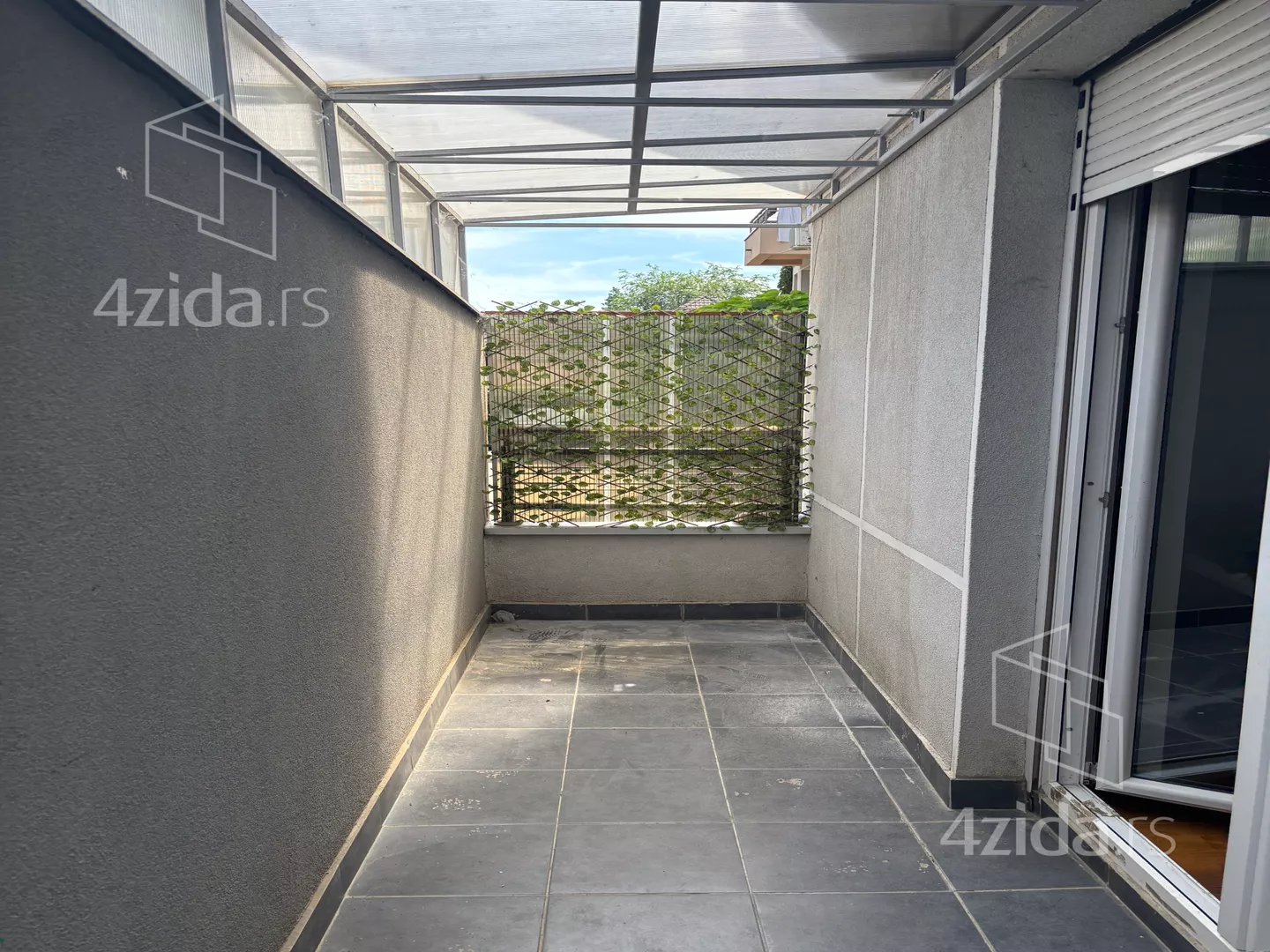 Garsonjera | 4zida
