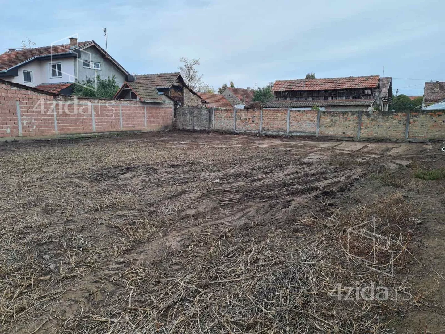 Građevinsko zemljište | 4zida