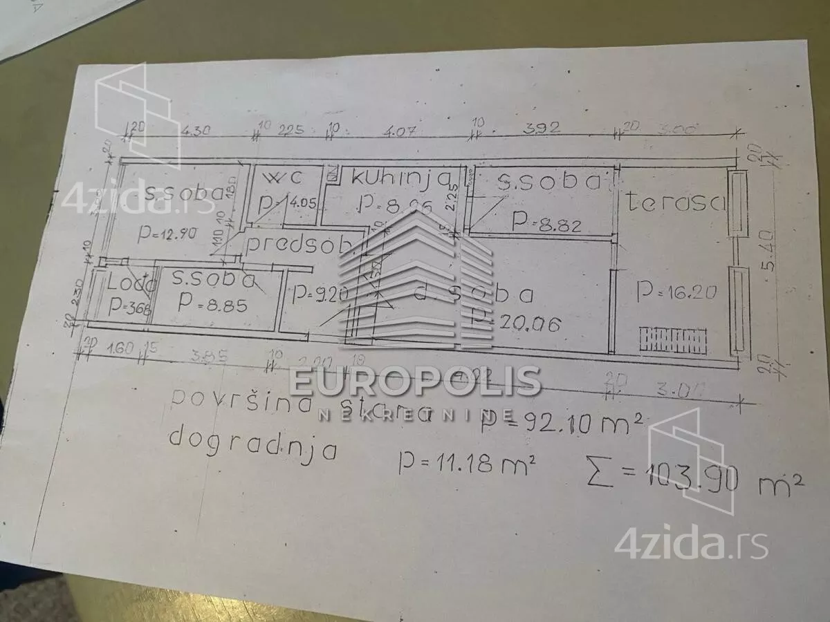 Troiposoban stan | 4zida