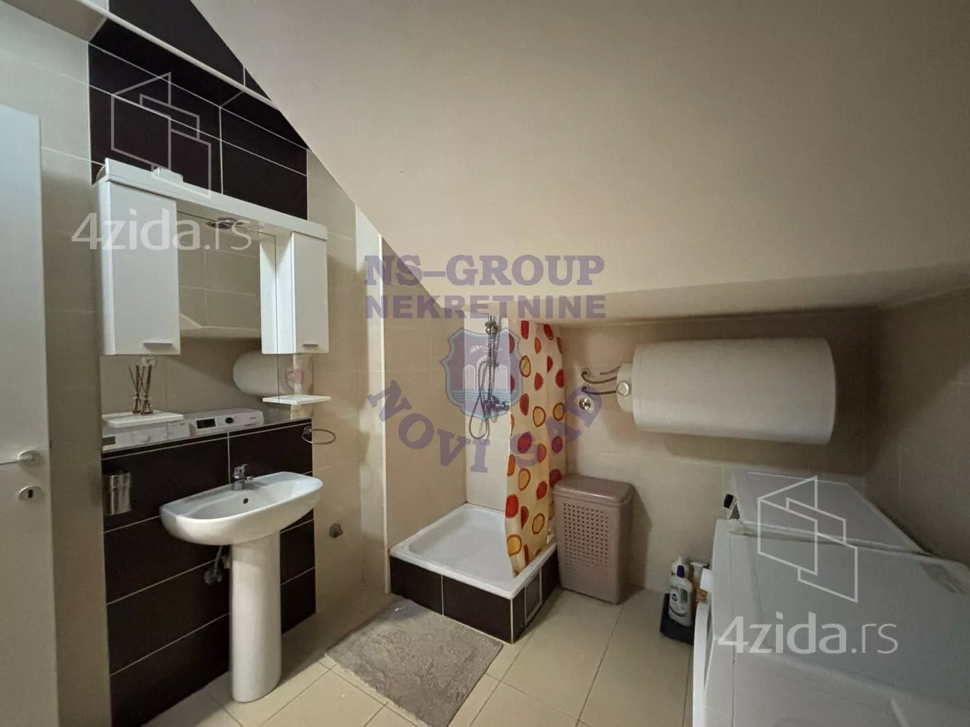 Troiposoban stan | 4zida