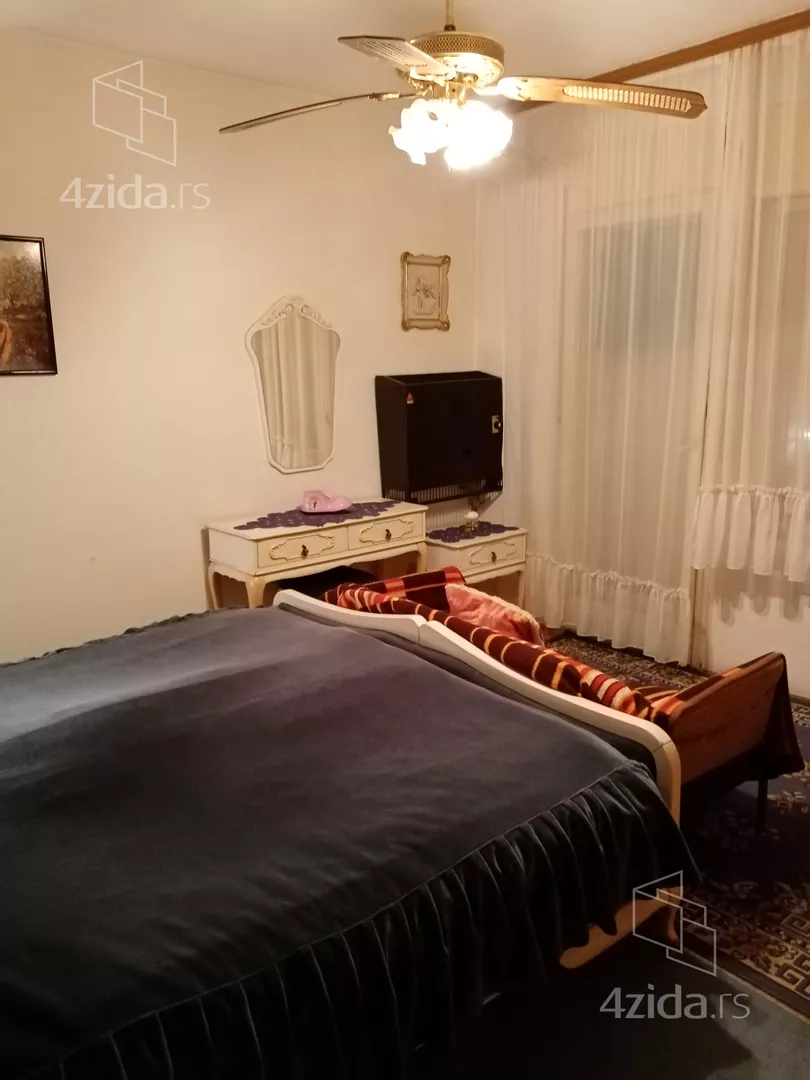 4-etažna kuća | 4zida