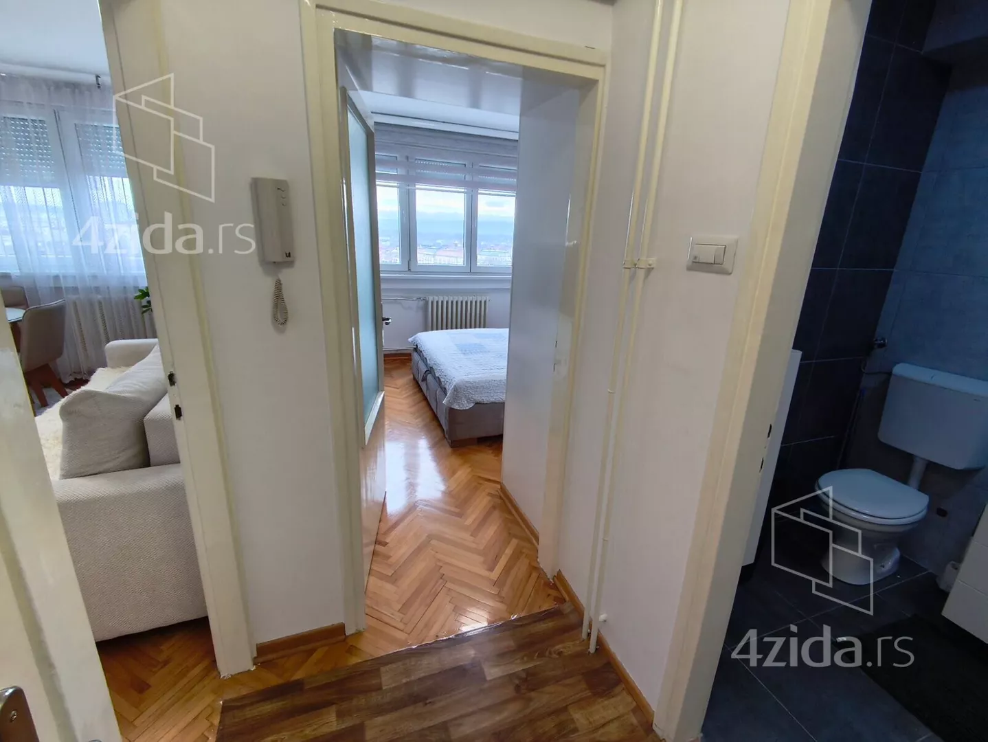 Jednoiposoban stan | 4zida