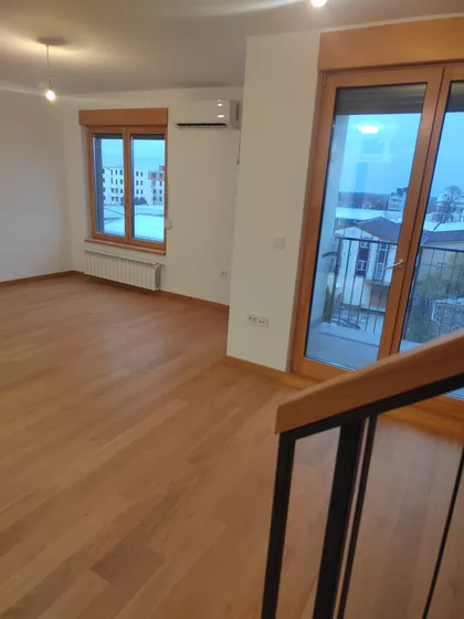 Šumadijska | 4zida.rs