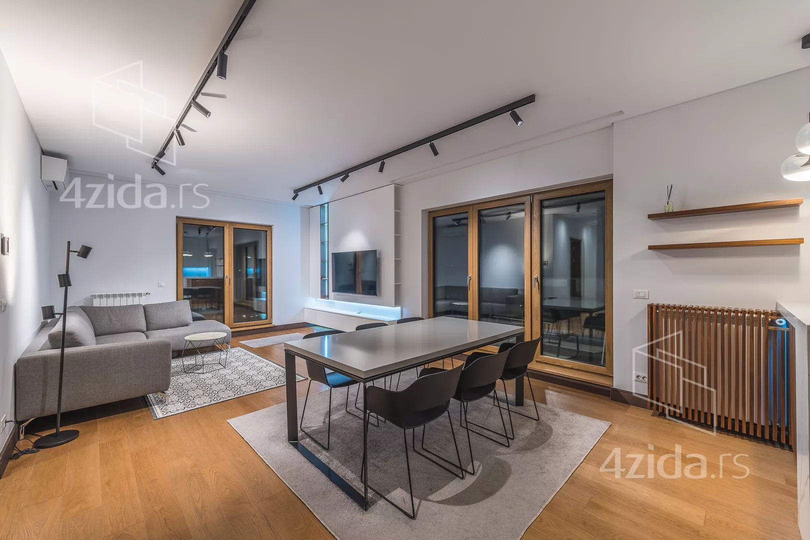 Četvorosoban stan | 4zida