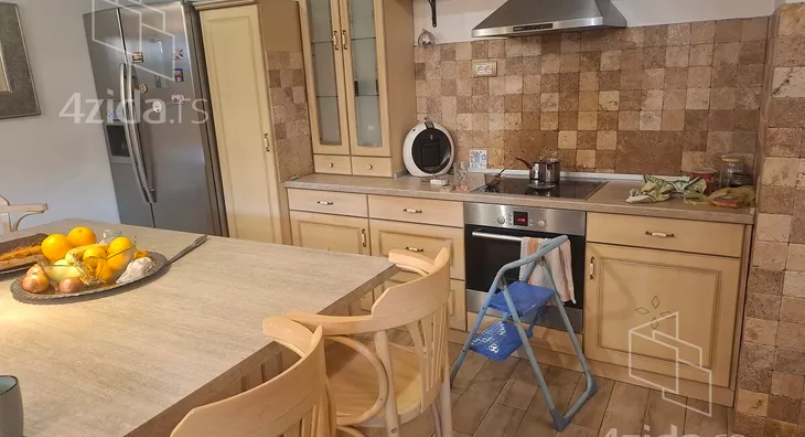 6-etažna kuća | 4zida