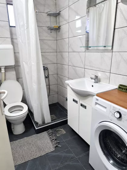Radoja Domanovića 4 | 4zida.rs