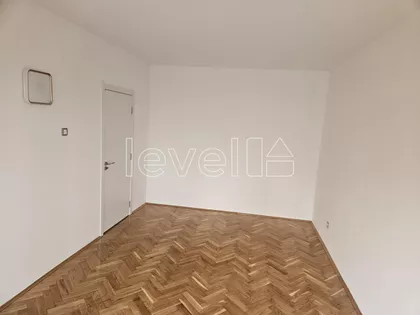 Železnička stanica | 4zida.rs