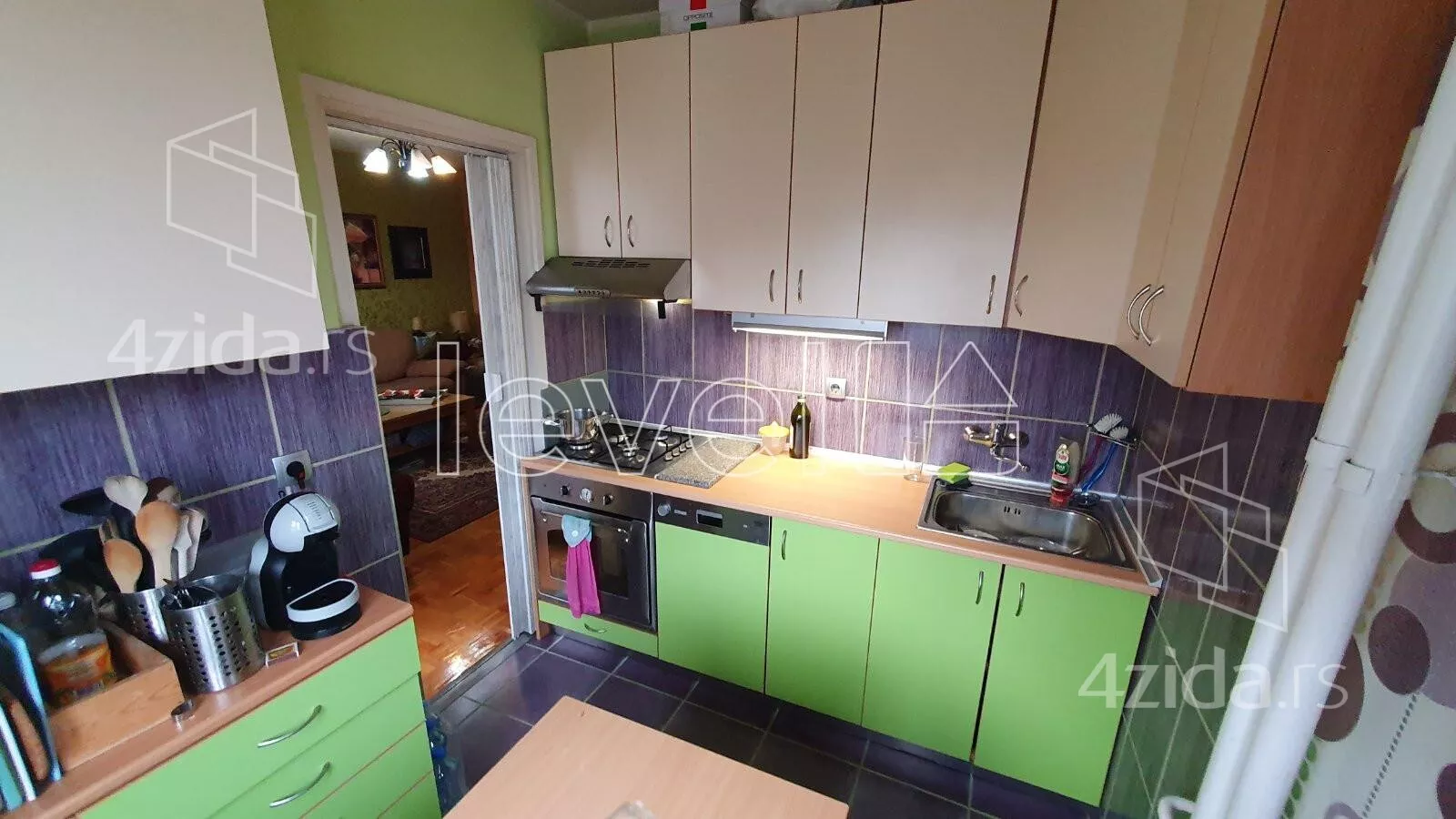 Troiposoban stan | 4zida