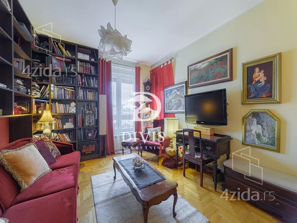 Petosoban stan | 4zida