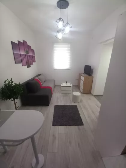 Vojvode Knićanina | 4zida.rs
