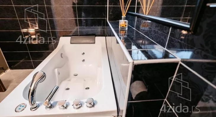 Turistički objekat | 4zida