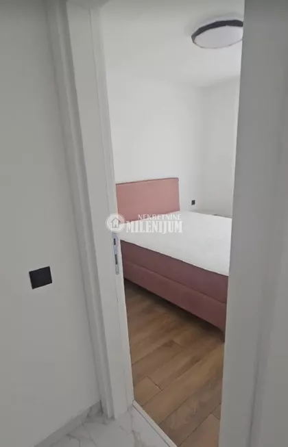 Vojvođanska | 4zida.rs