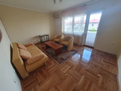 Mihajla Pupina 4 | 4zida.rs