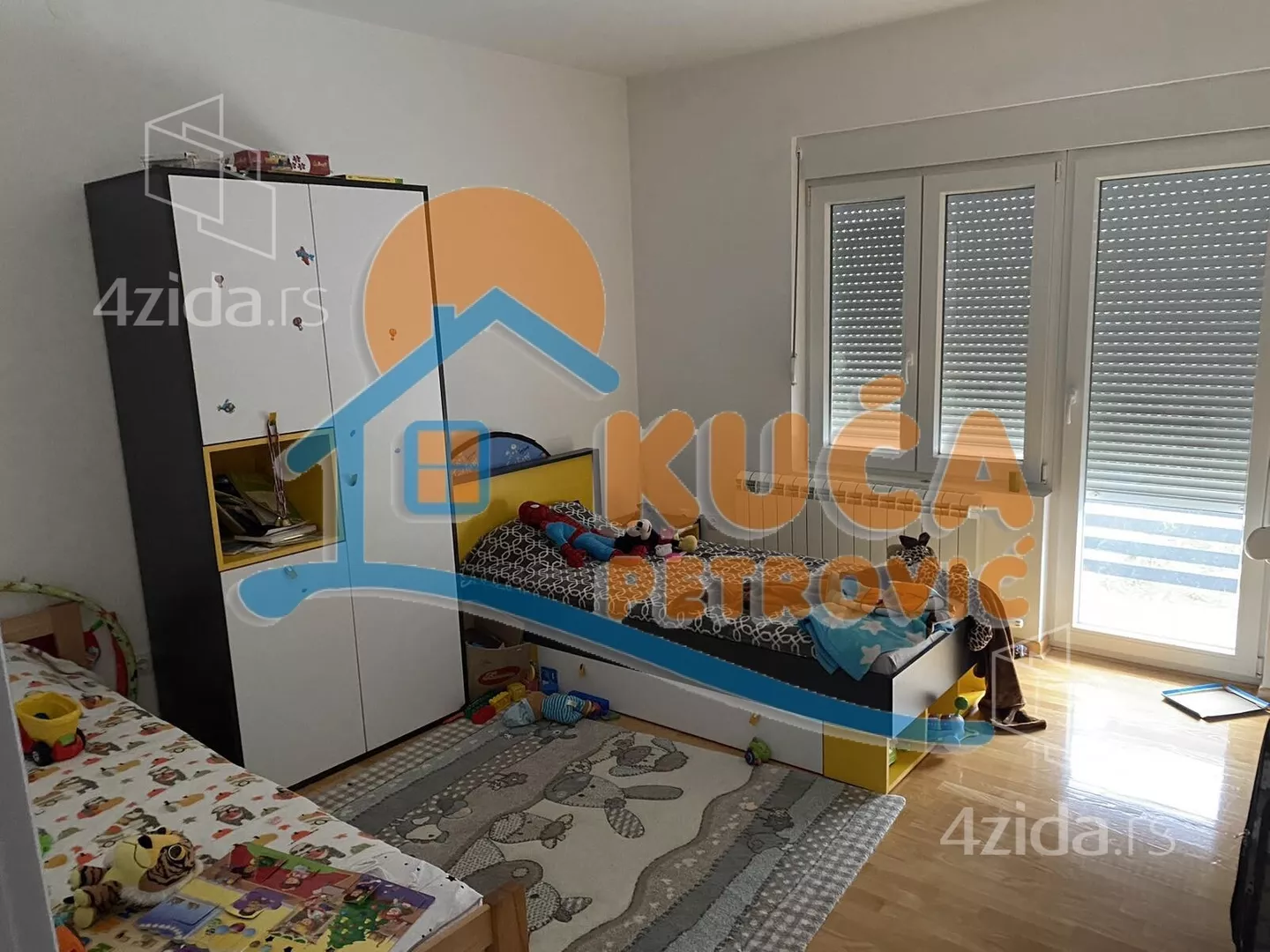 Dvoiposoban stan | 4zida