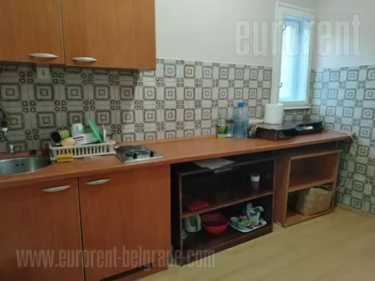 HILANDARSKA OKOLINA | 4zida.rs