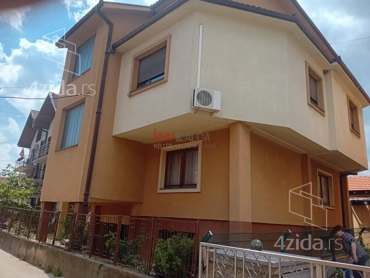 Kuća | 4zida