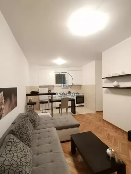 Kajmakčalanska | 4zida.rs