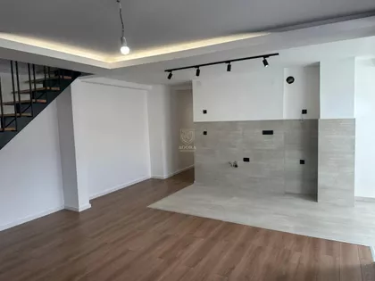 Radnih Akcija | 4zida.rs