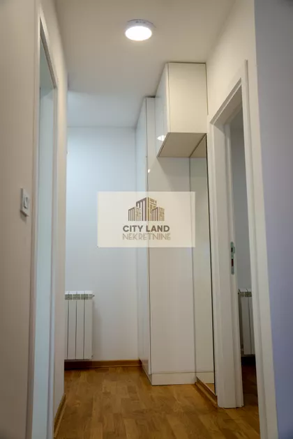 Južni Bulevar | 4zida.rs