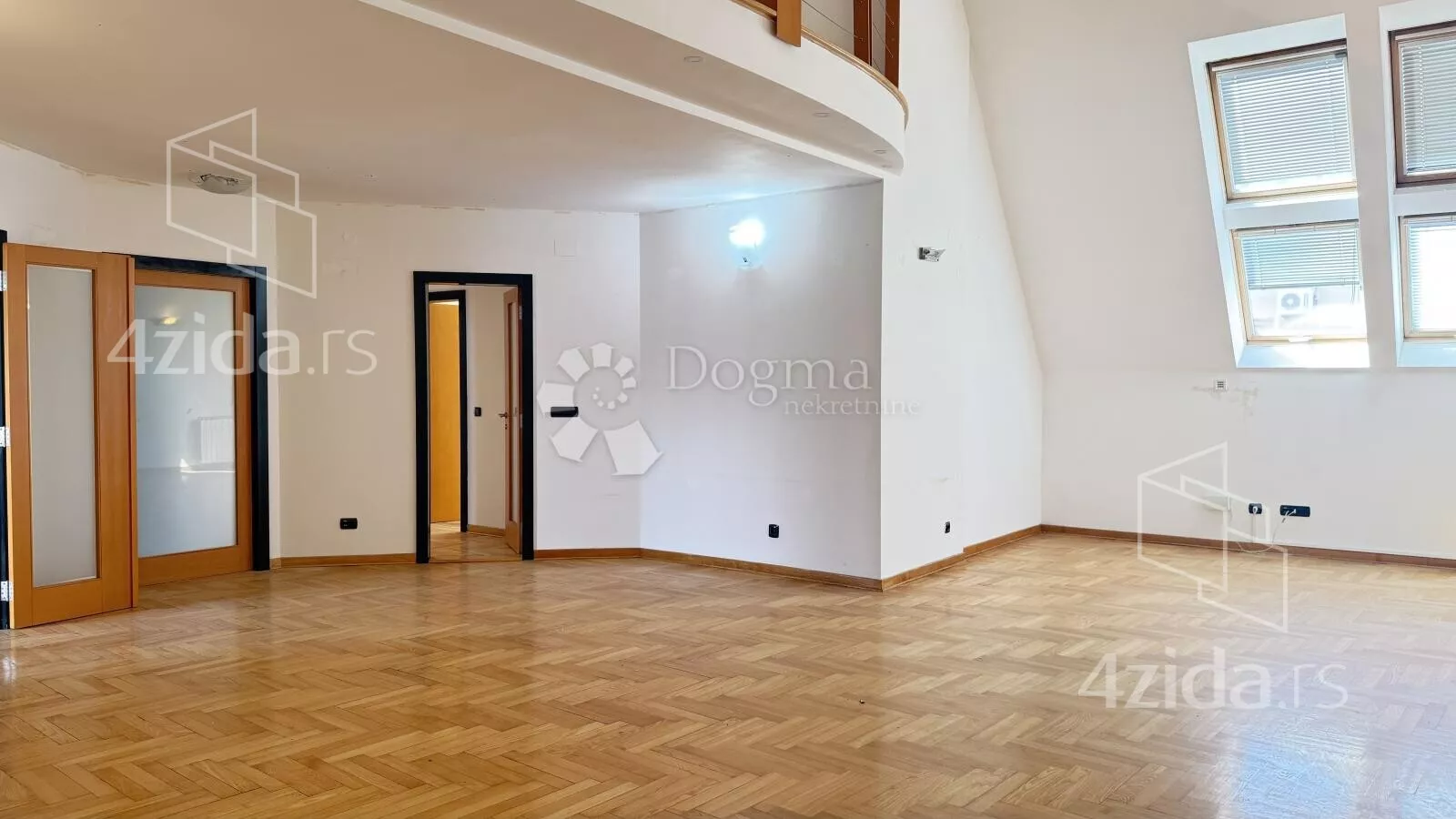 Šestosoban stan | 4zida