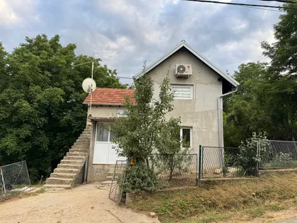 Mala Ivanča | 4zida.rs