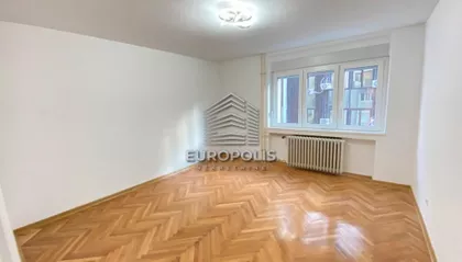 Gospodar Jevremova | 4zida.rs
