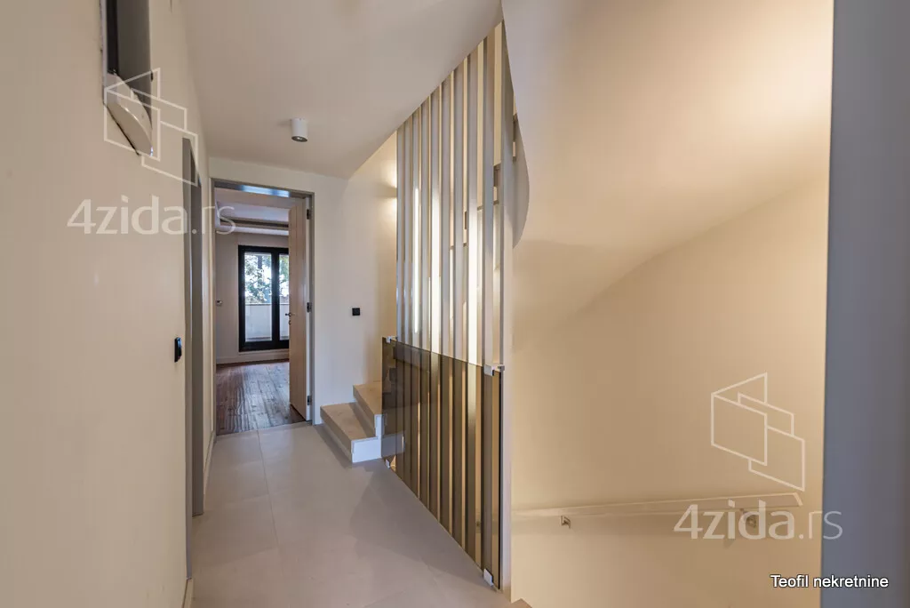 4-etažna kuća | 4zida