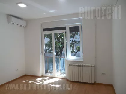 HRAM SVETOG SAVE | 4zida.rs