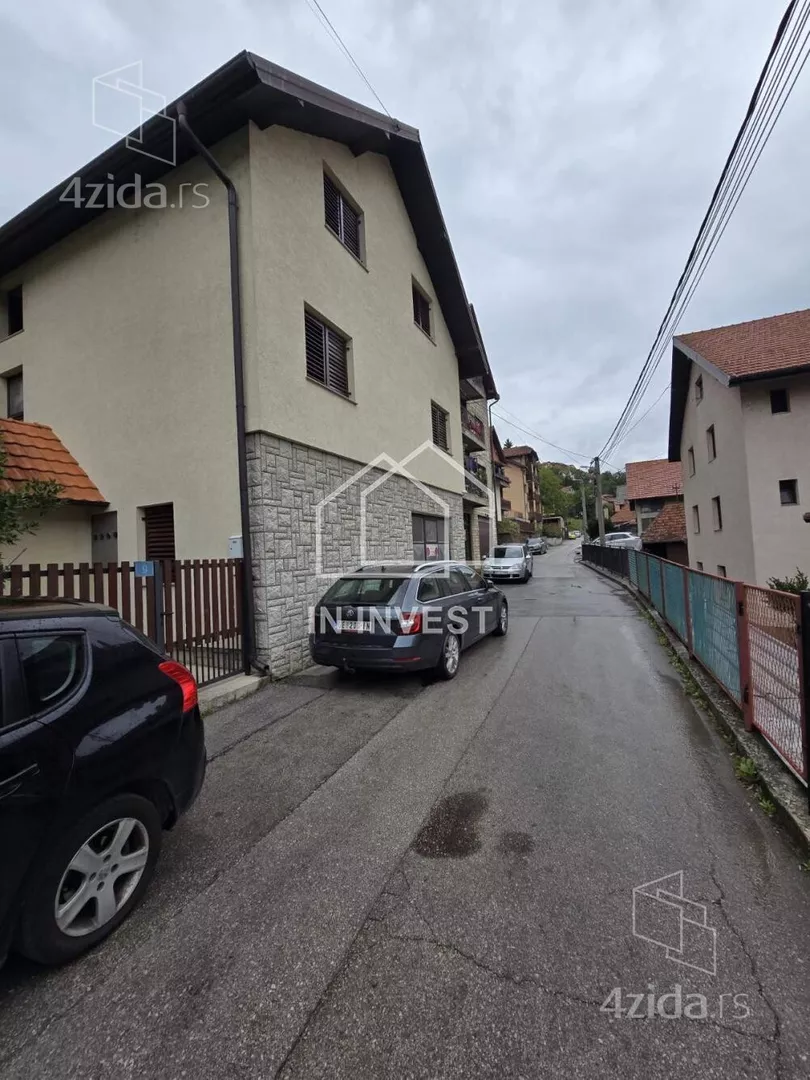 Kuća | 4zida
