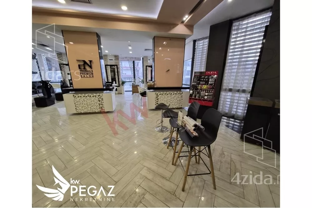 Poslovni prostor | 4zida