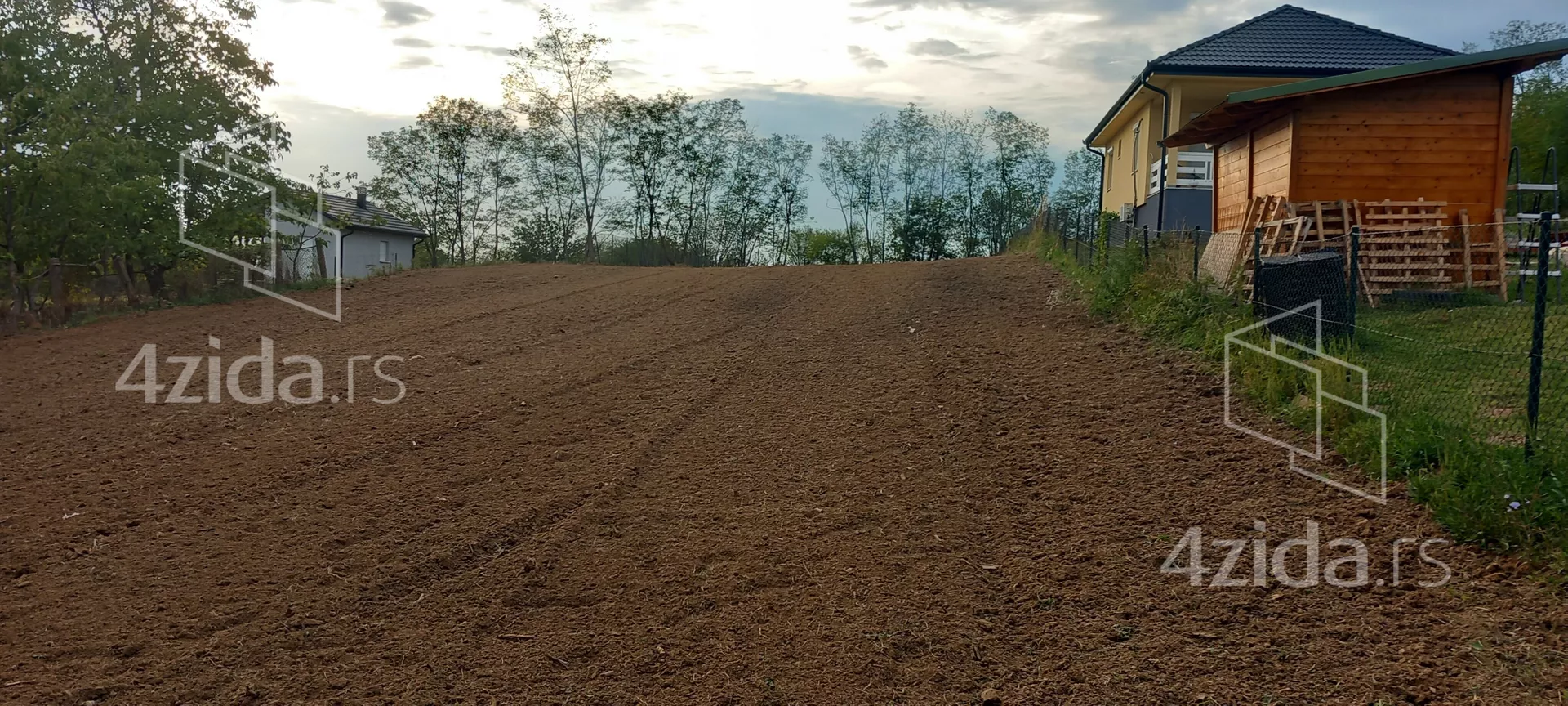 Građevinsko zemljište | 4zida