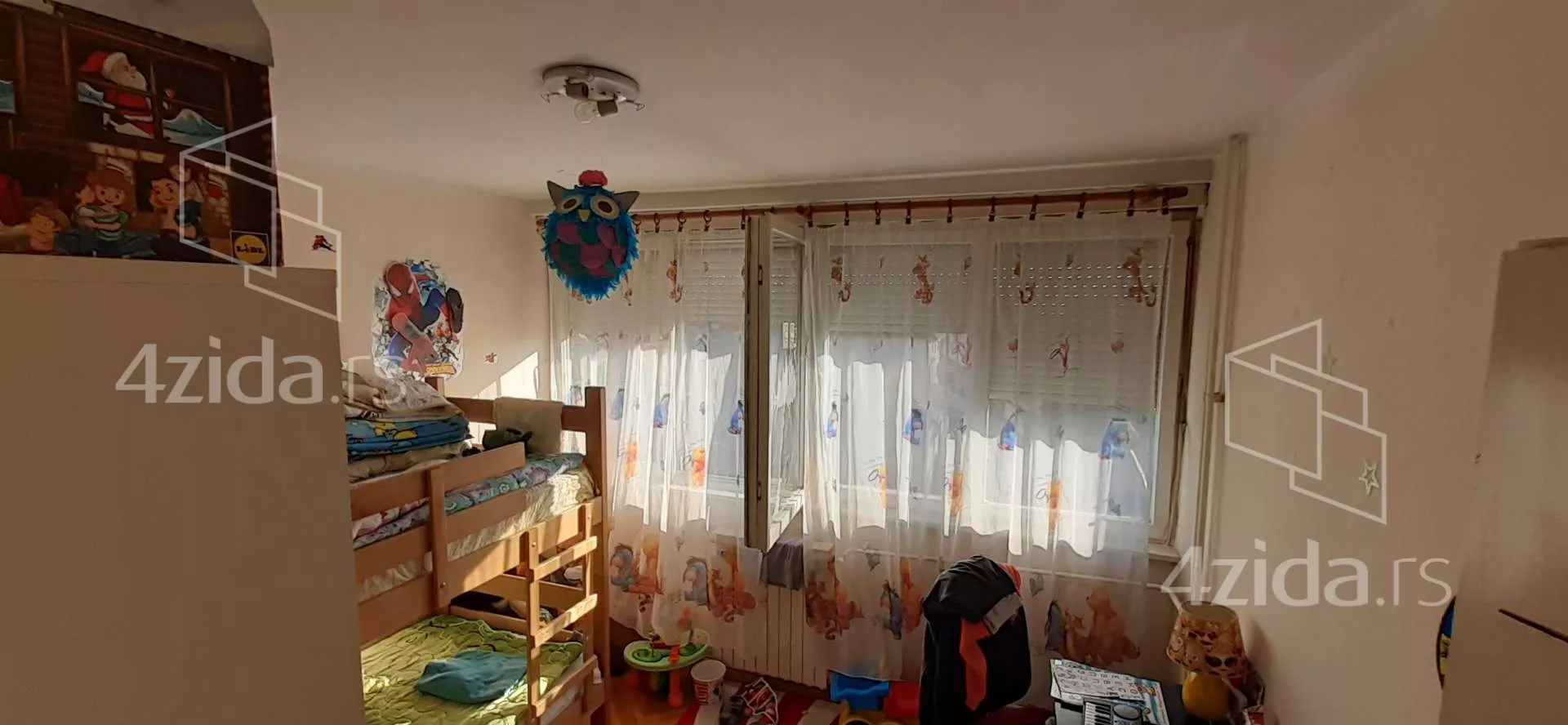 Troiposoban stan | 4zida
