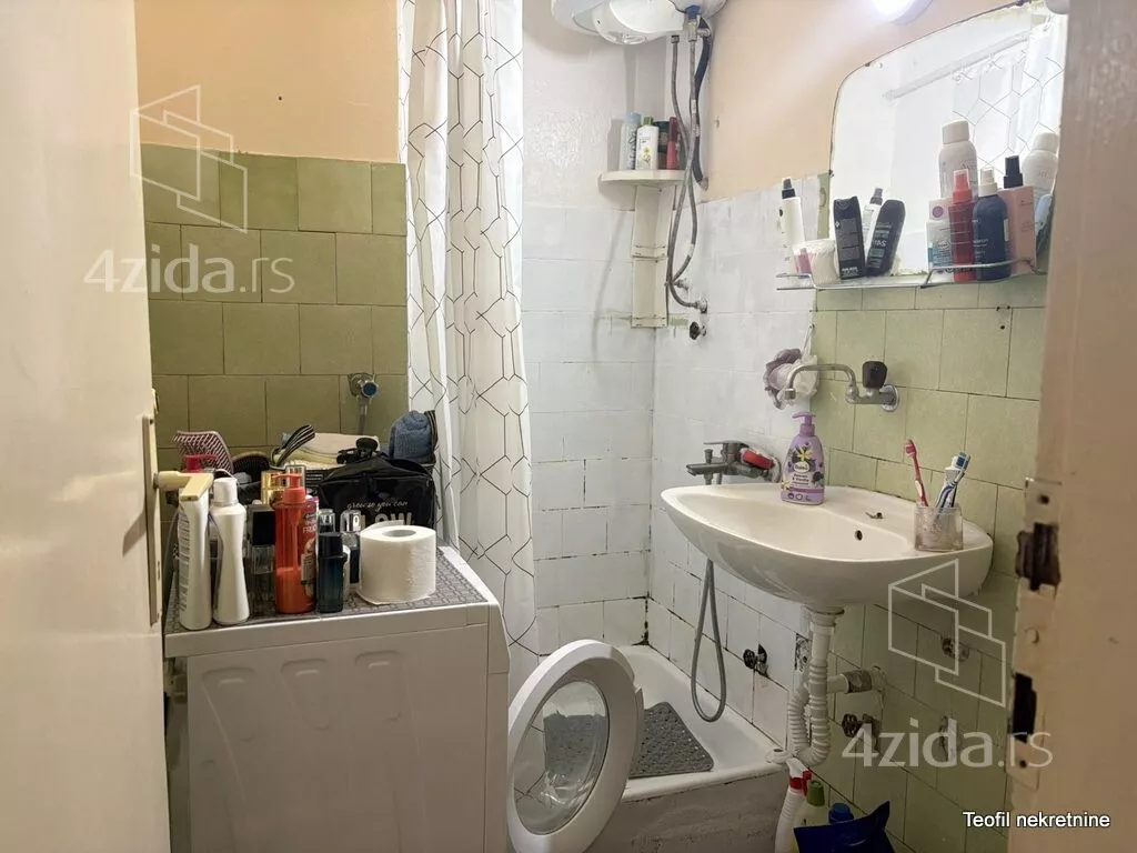 Garsonjera | 4zida