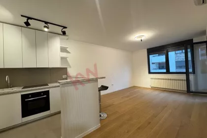 Cara Dušana | 4zida.rs