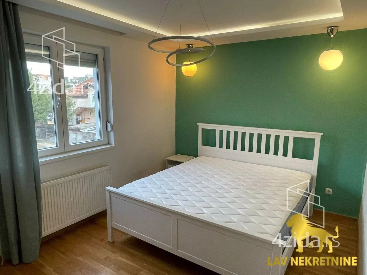 Troiposoban stan | 4zida