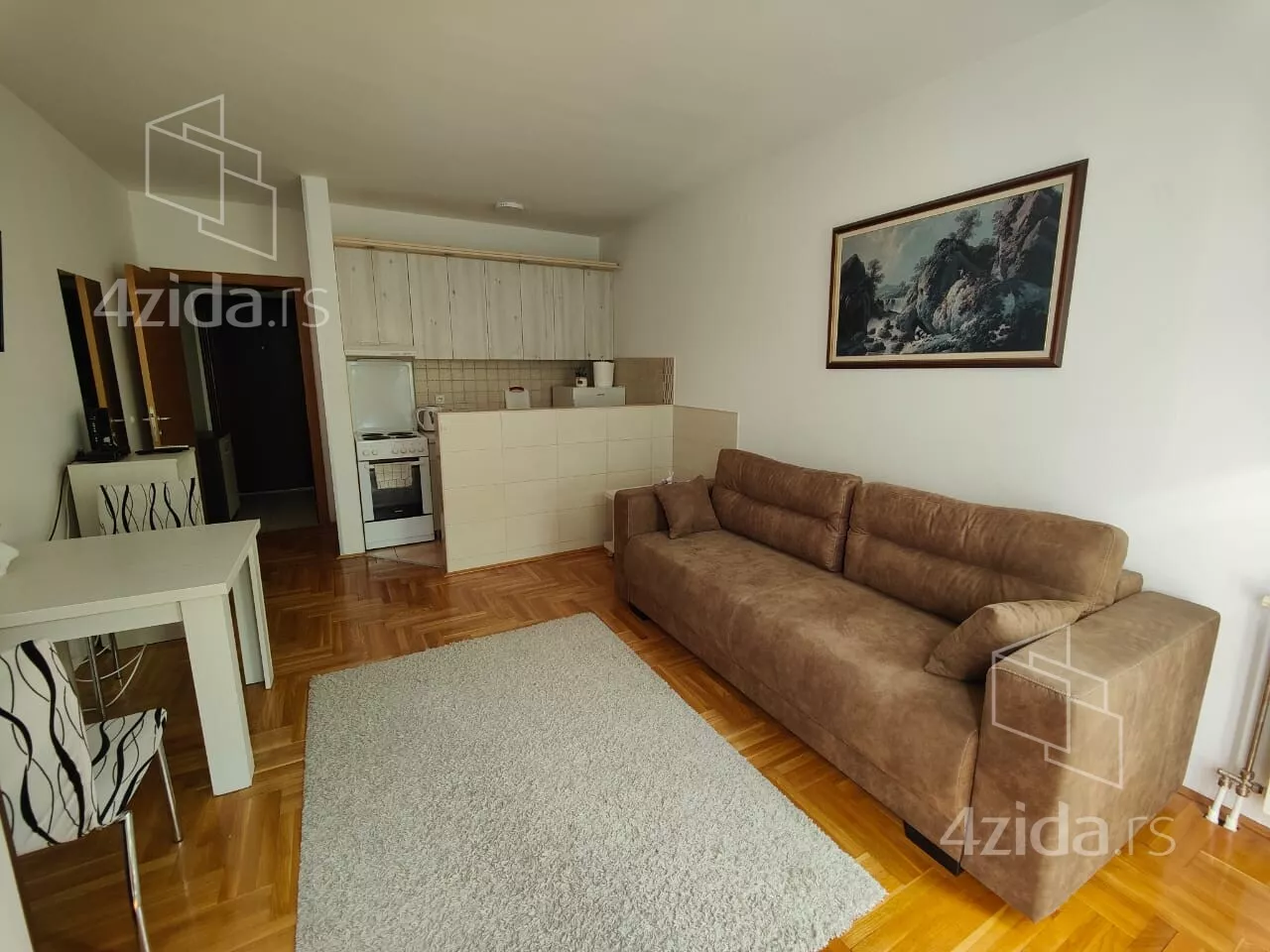 Garsonjera | 4zida
