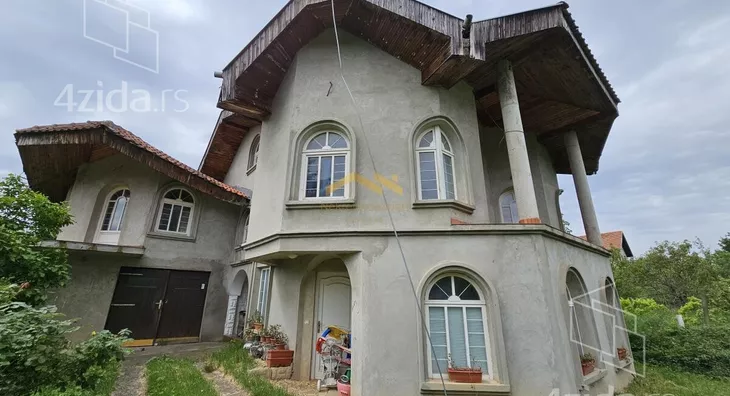 Kuća | 4zida